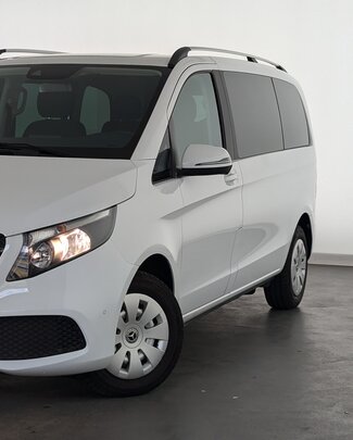 mercedes-benz-v-220