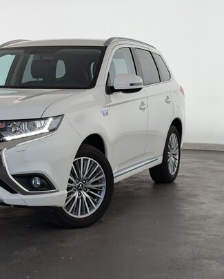 mitsubishi-plug-in-hybrid-outlander